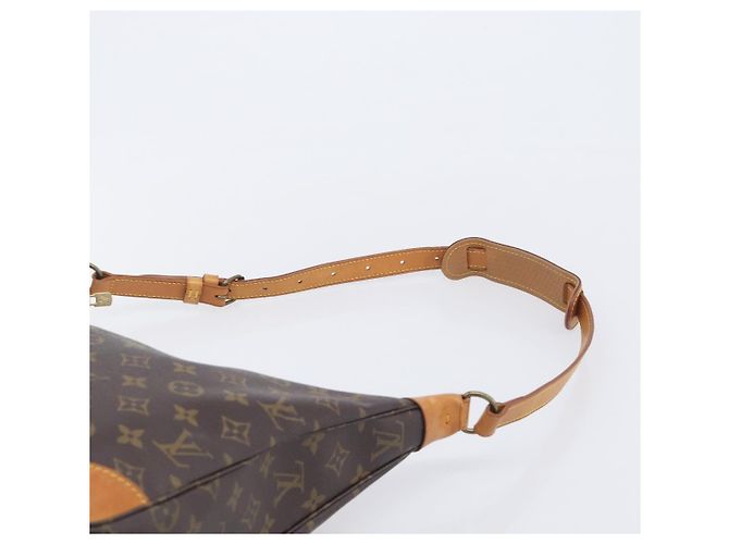 LOUIS VUITTON Monogram Boulogne 35 Shoulder Bag M51260 LV - vista 15