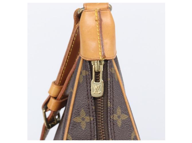 LOUIS VUITTON Monogram Boulogne 35 Shoulder Bag M51260 LV - vista 9