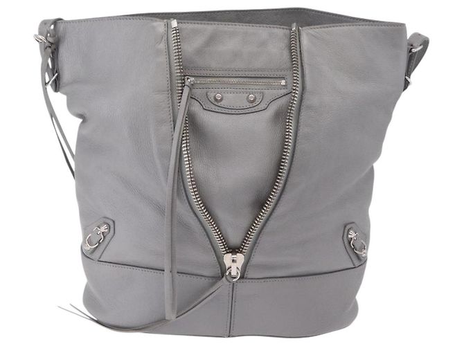 Balenciaga Paper Drop Bucket Shoulder Bag Leather Silver 357327 - vista 2