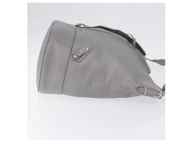 Balenciaga Paper Drop Bucket Shoulder Bag Leather Silver 357327 - vista 4