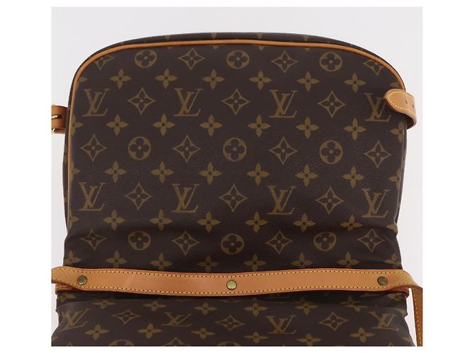LOUIS VUITTON Monogram Saumur 30 Shoulder Bag M42256 LV - vista 24
