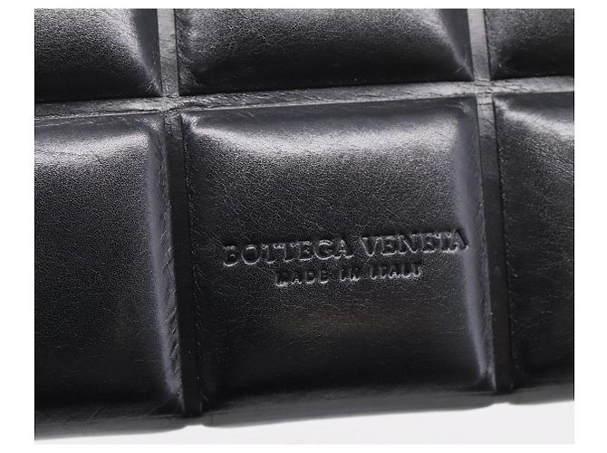 Bottega Veneta Padded Compact Wallet Leather Black Gold Tone - vista 17