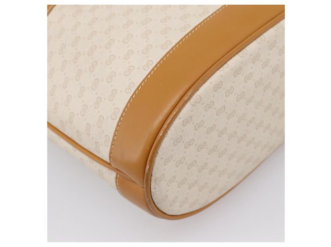 GUCCI Micro GG Supreme Shoulder Bag PVC White Gold - vista 14