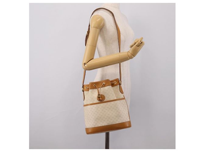 GUCCI Micro GG Supreme Shoulder Bag PVC White Gold - vista 23