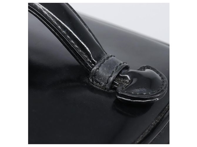 CHANEL COCO Mark Cosmetic Pouch patent Black Gold Tone CC - vista 16