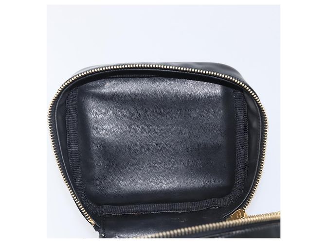 CHANEL COCO Mark Cosmetic Pouch patent Black Gold Tone CC - vista 17