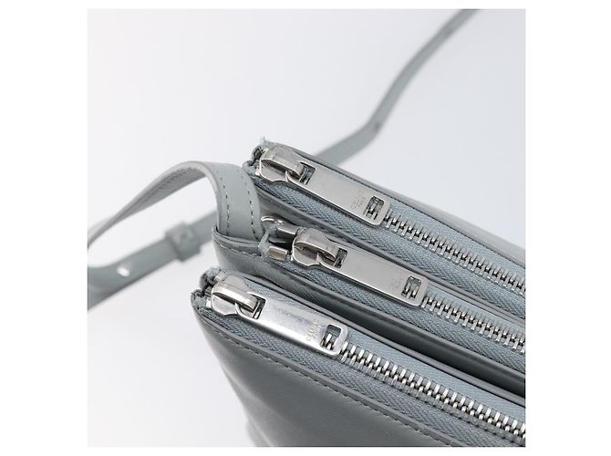 LOUIS VUITTON Trio Shoulder Bag Leather Light Blue Silver LV - vista 15