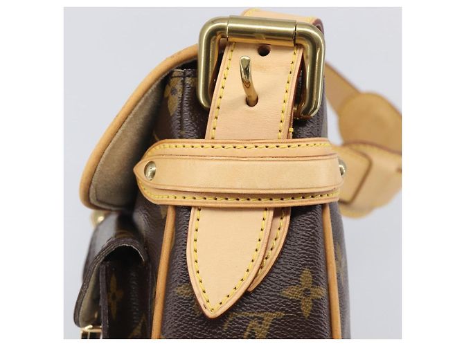 LOUIS VUITTON Monogram Hudson PM Shoulder Bag M40027 LV - vista 14