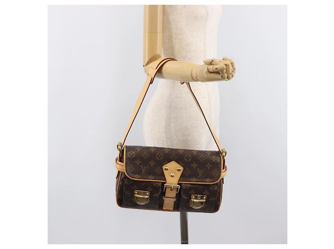 LOUIS VUITTON Monogram Hudson PM Shoulder Bag M40027 LV - vista 30