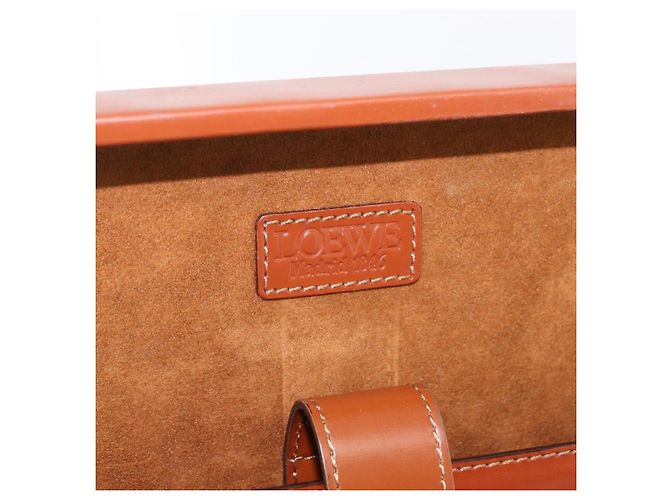LOEWE Trunk Leather Brown Gold Tone - vista 22