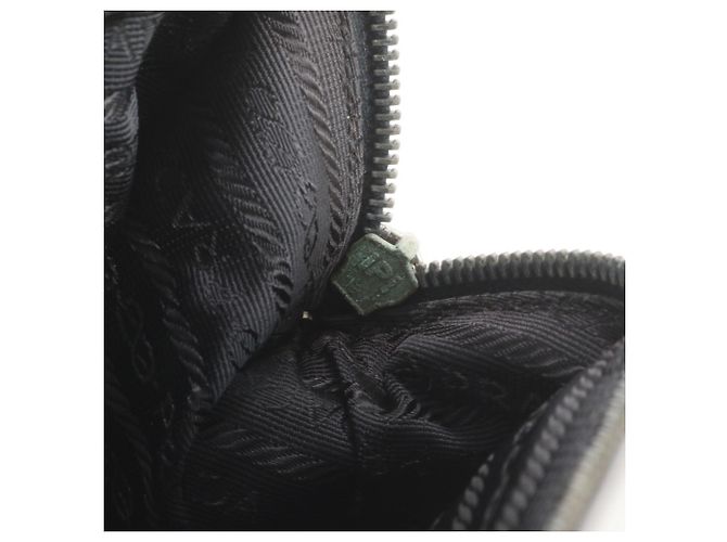 Prada Leder-Schultertasche - Ansicht 9