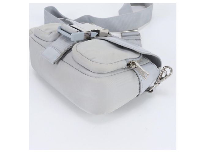 Borsa a tracolla Prada in pelle e nylon - vista 5