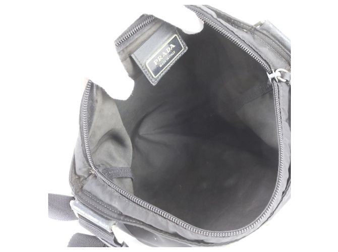 Borsa a spalla in pelle e nylon Tessuto con logo triangolare Prada - vista 7
