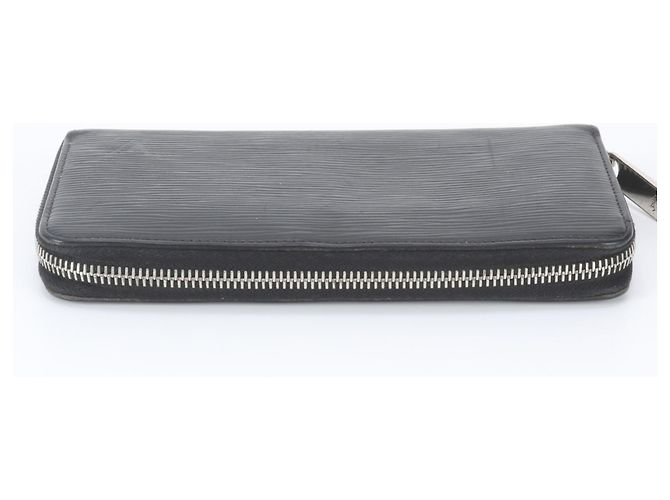 Louis Vuitton Epi Zippy Wallet - view 5