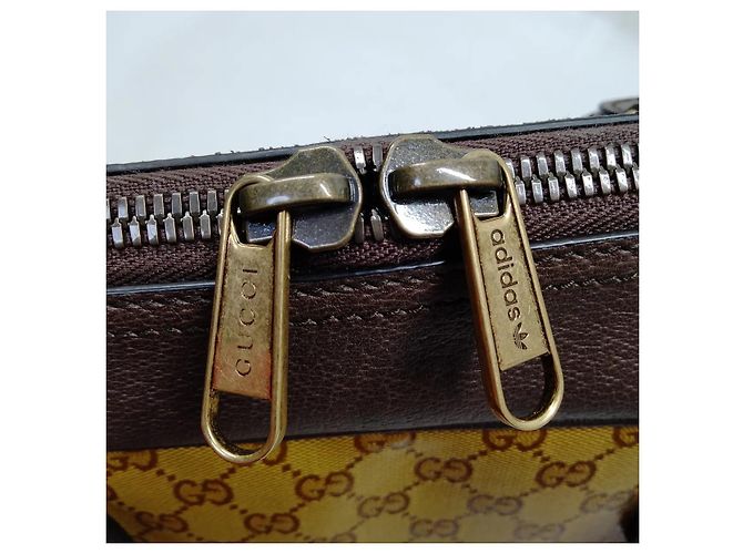 Gucci x Adidas Borsa da Viaggio Duffle Monogramma GG Marrone - vista 10