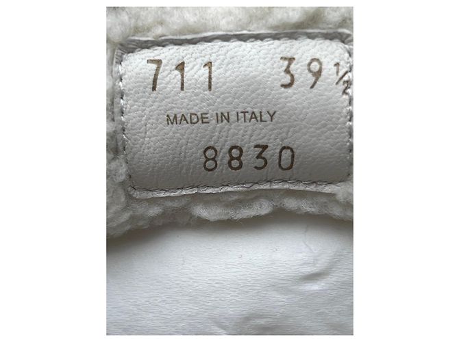 Prada Sabot in camoscio e montone Ecru - vista 7