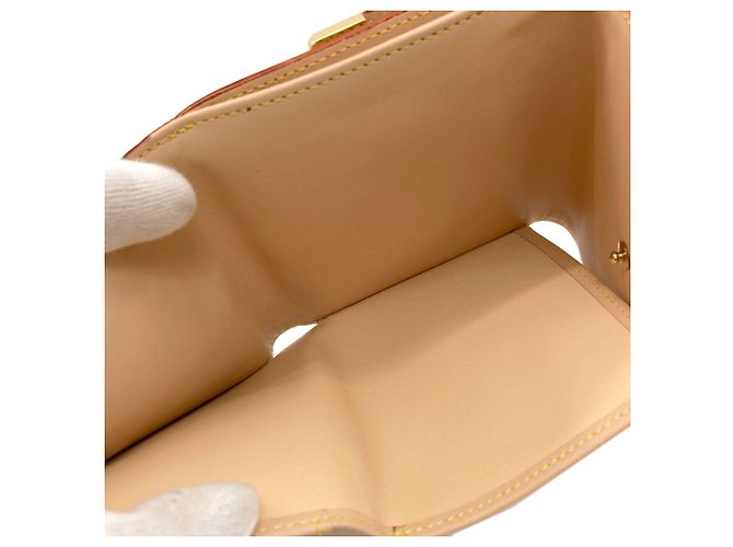 Billetera Tri-fold Louis Vuitton en Monogram Canvas - vista 6