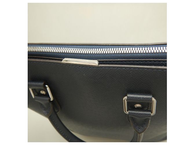 Borsa Tote Louis Vuitton Taiga Anton - vista 12