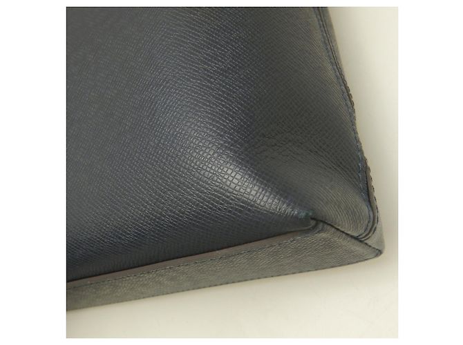 Borsa Tote Louis Vuitton Taiga Anton - vista 19
