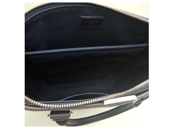Borsa Tote Louis Vuitton Taiga Anton - vista 22