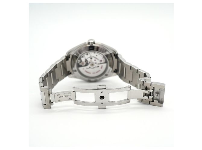 Orologio da uomo Omega Seamaster Aqua Terra quadrante blu navy - vista 4