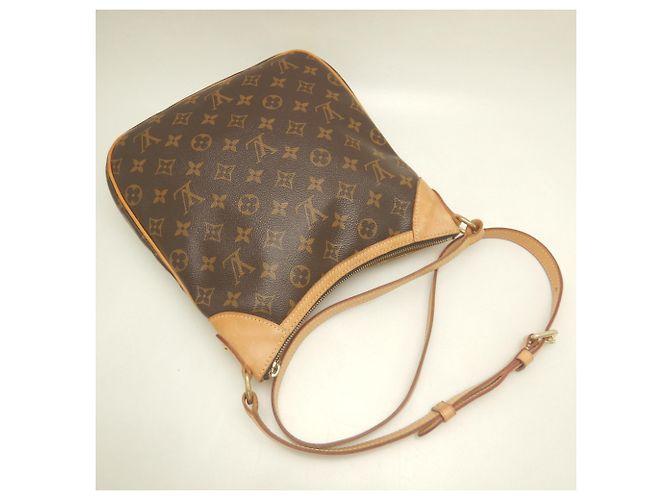 Louis Vuitton Monogram Odeon PM Schultertasche - Ansicht 3