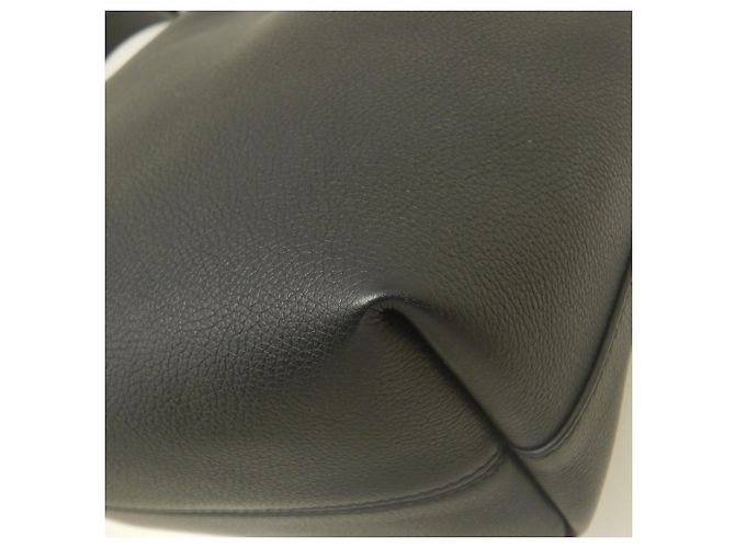 Borsa a tracolla Lockme Bucket Louis Vuitton - vista 16
