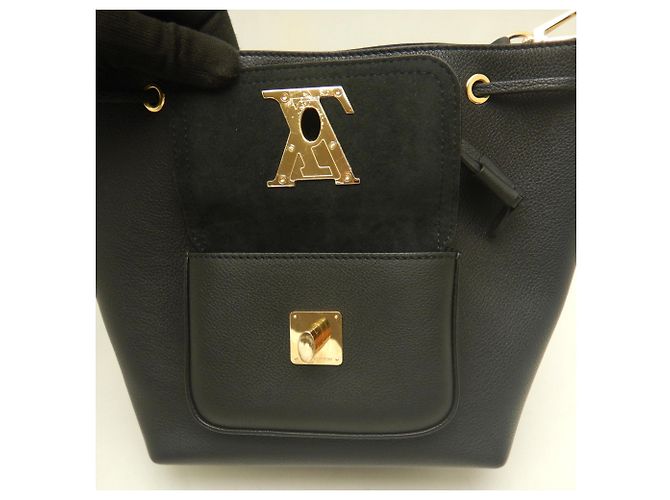 Borsa a tracolla Lockme Bucket Louis Vuitton - vista 20