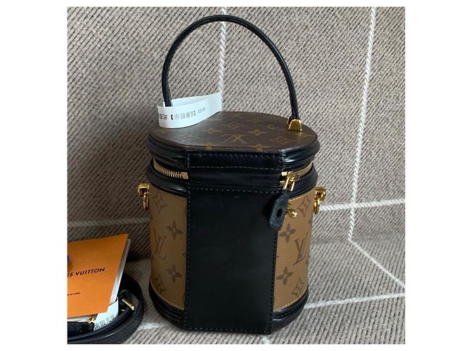 Louis Vuitton Money Bucket - vista 2