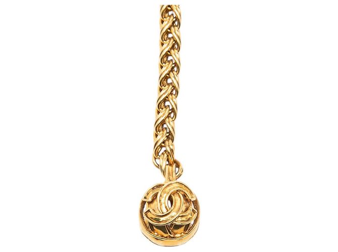 Chanel Gold CC Gold-plattierter Kettengürtel mit Anhängern - Ansicht 2