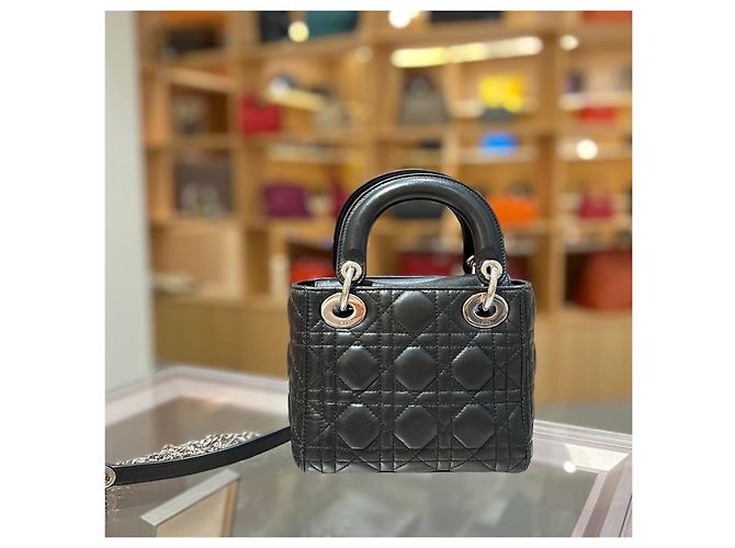 Borsa Dior Lady Dior in pelle nera - vista 2