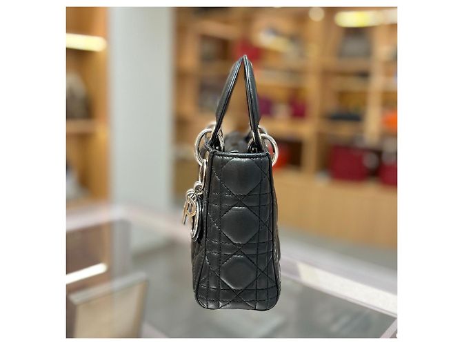 Borsa Dior Lady Dior in pelle nera - vista 3
