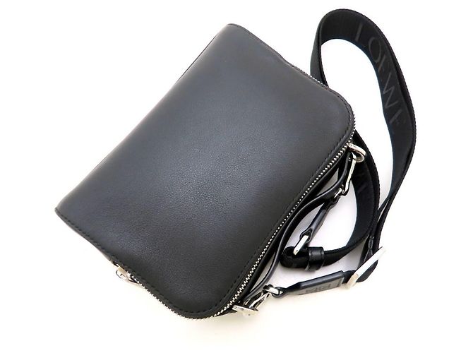 Borsa a tracolla camera Loewe Mini in pelle di vitello satinata - vista 5
