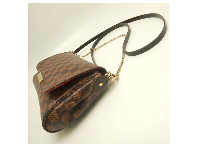 Borsa a spalla Louis Vuitton Damier Favorite MM - vista 4