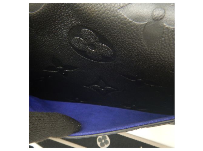 Borsa a tracolla Louis Vuitton Monogram Empreinte Diane NM PM - vista 14