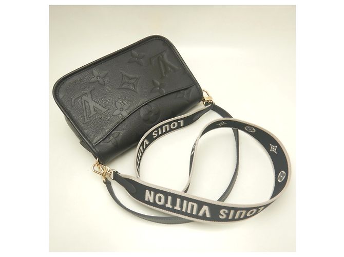 Borsa a tracolla Louis Vuitton Monogram Empreinte Diane NM PM - vista 3