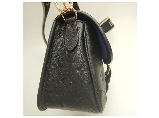 Borsa a tracolla Louis Vuitton Monogram Empreinte Diane NM PM - vista 9