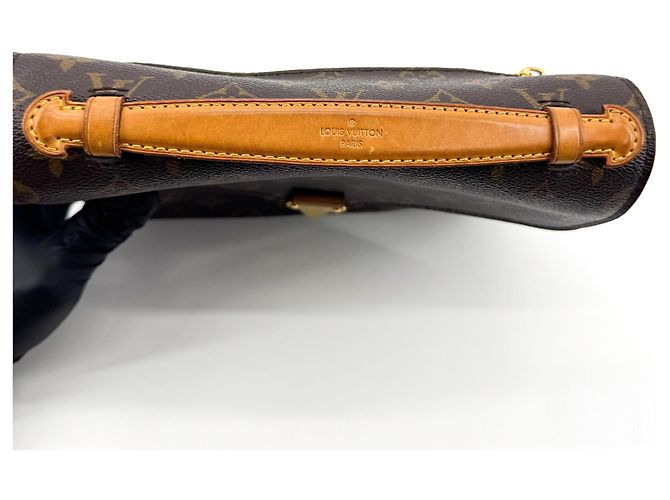 Louis Vuitton Pochette Metis Monogram Canvas MM - vista 7