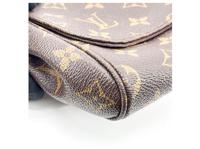 Louis Vuitton Favorite Monogram Canvas MM - vista 7