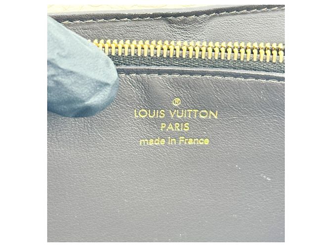 Louis Vuitton Louise Clutch Leather Long - vista 6