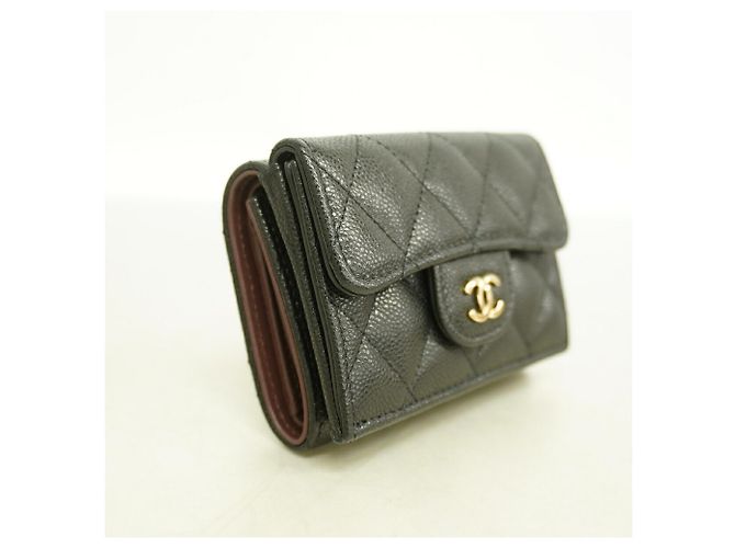 Cartera tri-fold Chanel Matelassé en piel de becerro granulada negra - vista 2