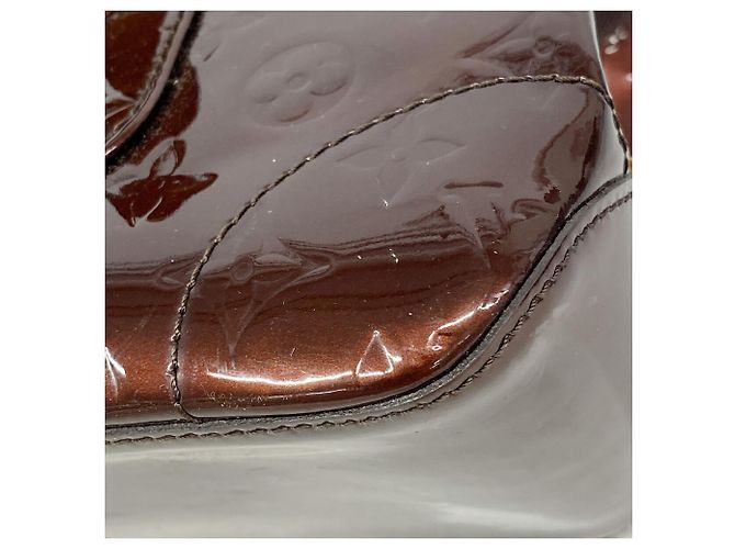 Borsa Louis Vuitton Vernis Rosewood Avenue in Amarante - vista 6