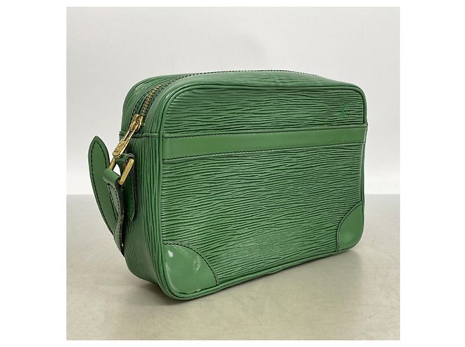 Borsa a tracolla Louis Vuitton Epi Trocadero 24 - vista 2
