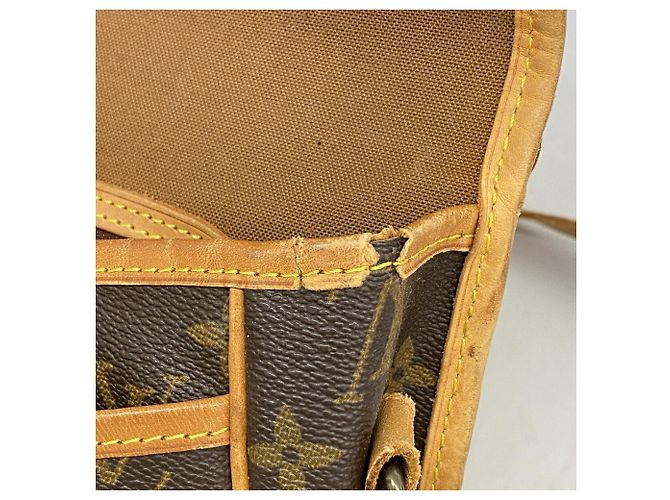 Borsa a tracolla Louis Vuitton Monogram Gibeciere MM - vista 12