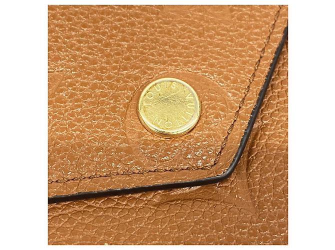 Cartera Louis Vuitton Tri-fold en Cognac - vista 8