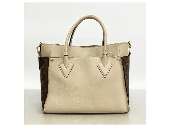Borsa Louis Vuitton Monogram On My Side MM - vista 11