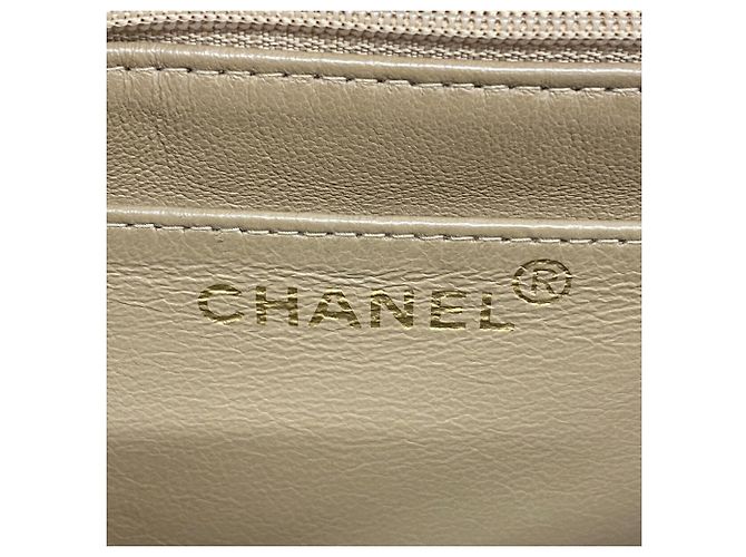 Borsa a spalla con catena Chanel Matelassé - vista 5