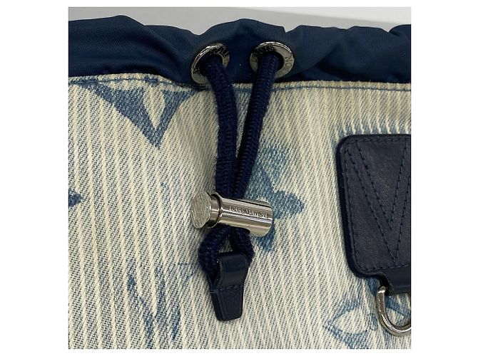 Louis Vuitton Monogram Watercolor Sac Marin Shoulder Bag - vista 12