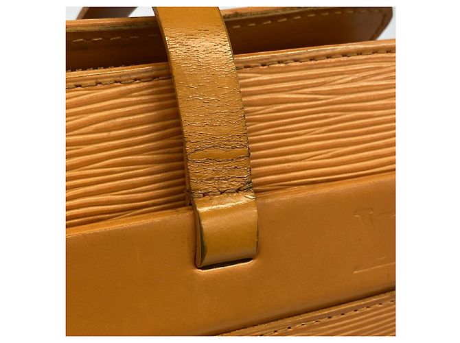 Borsa Tote Louis Vuitton Epi Croisette PM in Mandarin - vista 7