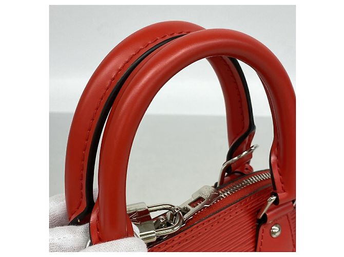 Borsa a mano Louis Vuitton Alma BB in pelle Epi - vista 8